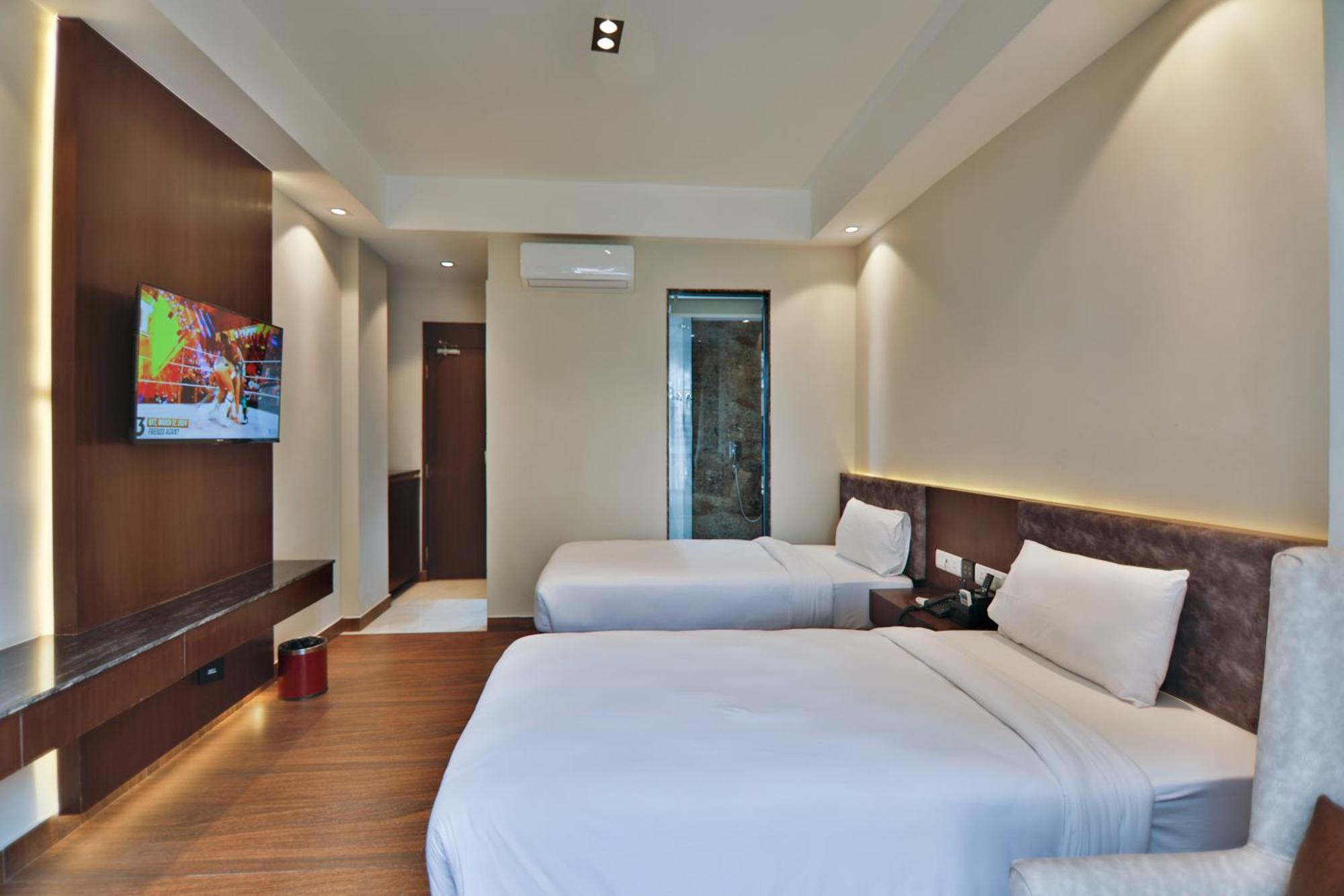 Lakhey Hotel Kathmandu Buitenkant foto